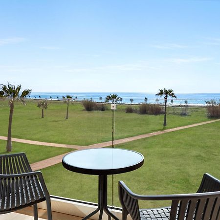 Ramada Hotel & Suites By Wyndham Ayia Napa Bagian luar foto